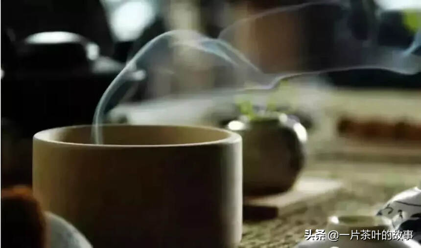 泡茶本是件很简单的事情，但在茶道中，则简而不俗