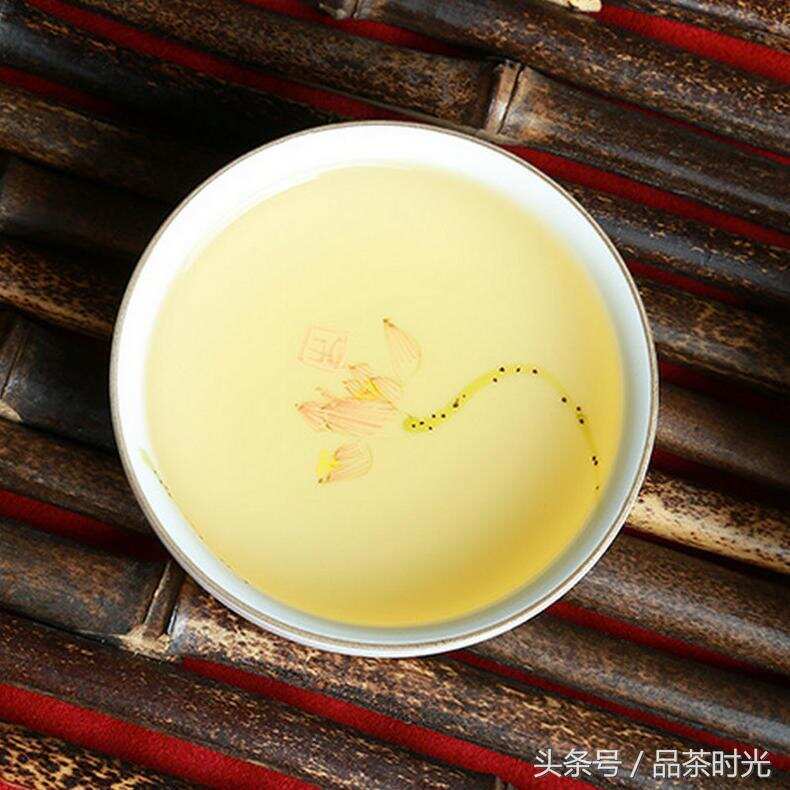 品茶时光｜一杯茶后，心也一片净土