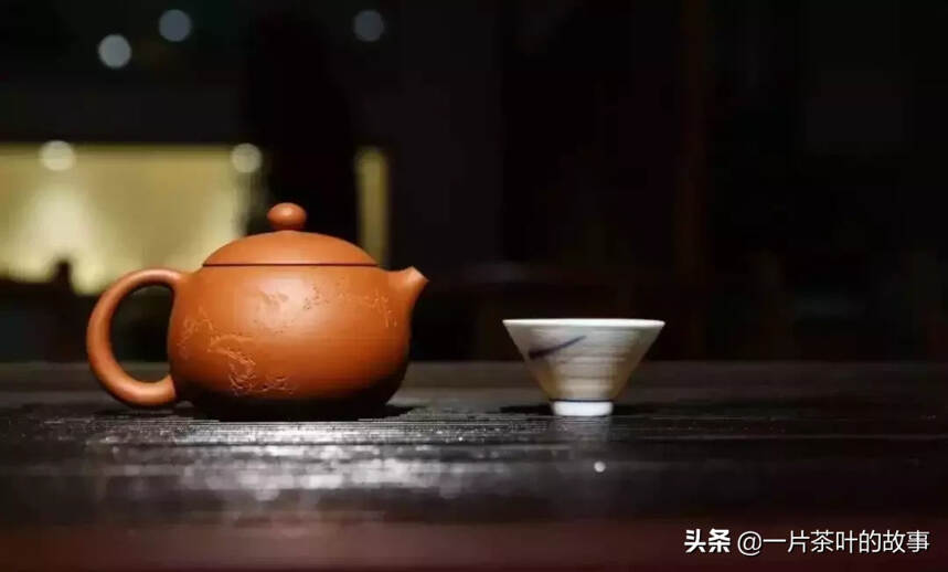 秋天，煮一壶茶，等一个人