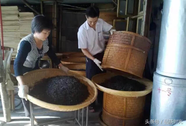 品茶时光｜鸭屎香，臭名昭著，却香得化骨酥魂