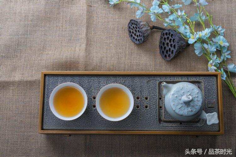品茶时光｜对肠胃刺激大的6种茶，喝的时候要适量