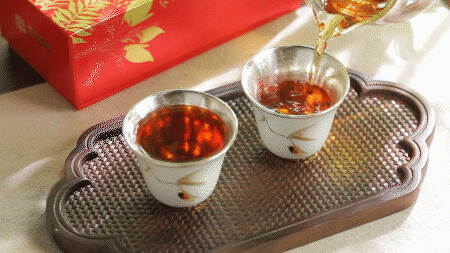 如何泡好一杯红茶，香甜一整个秋天？