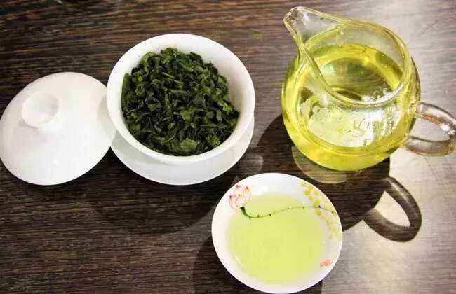 为什么铁观音秋茶香气这么浓郁？秋茶有没有添加香精？