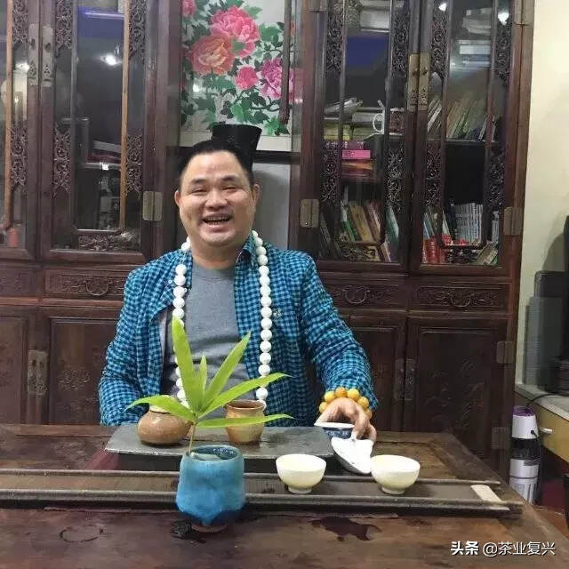 广州茶事：蓝泉斋，普洱茶圈子内外的会客厅