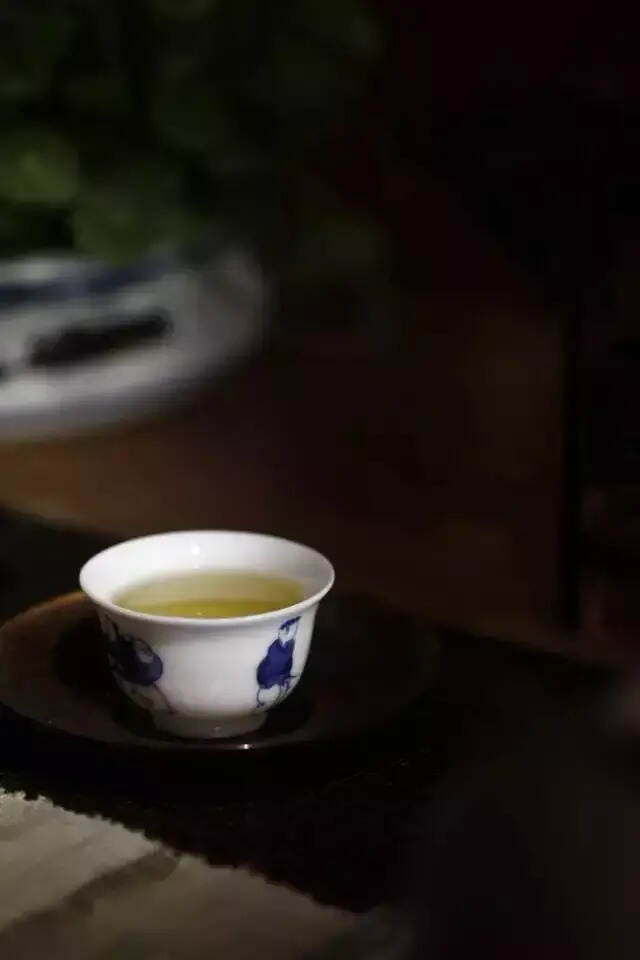 喝茶，很容易让人幸福！