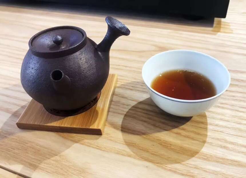 探秘“天韵味”，享悦“活性”古树熟茶的韵味