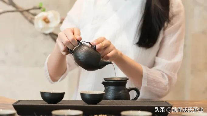 晚上喝茶真的会导致失眠吗？