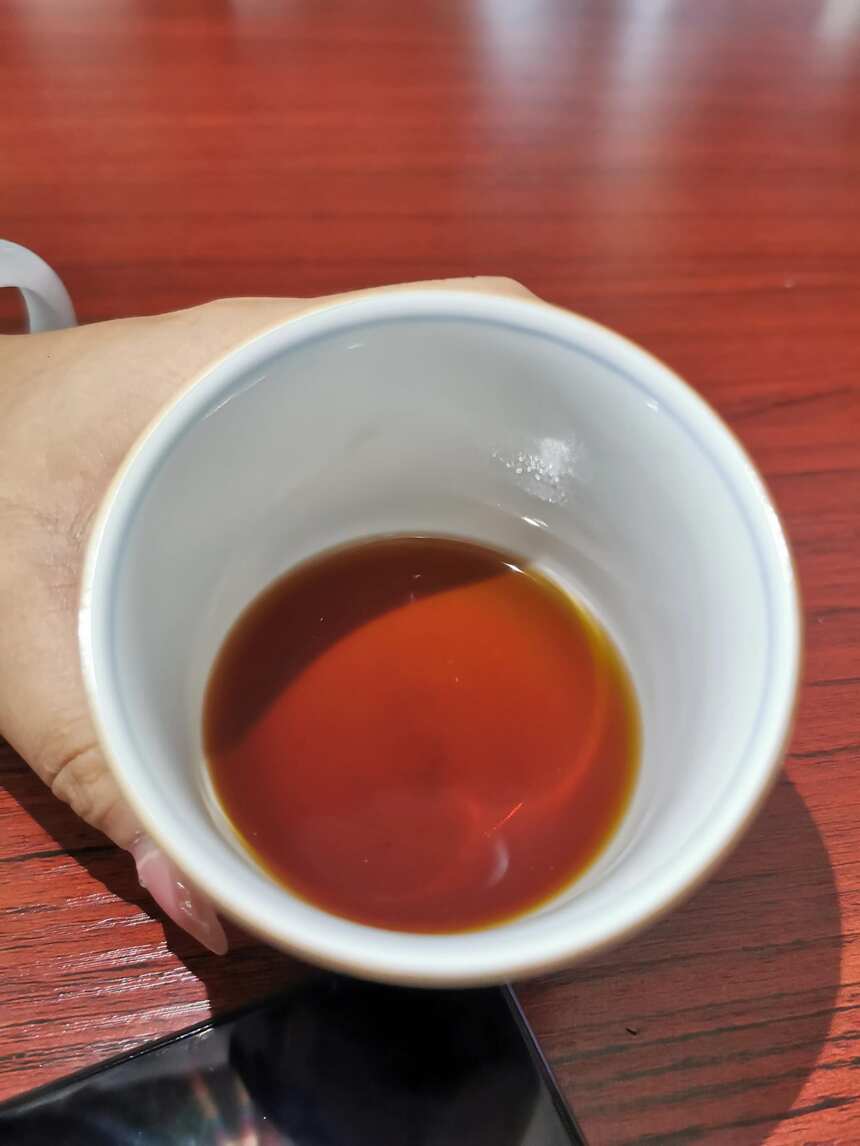 万丈红尘三杯酒，千秋大业一壶茶