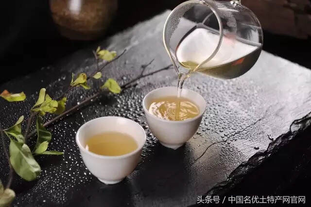 红茶怎样发酵轻和发酵过头怎么看？