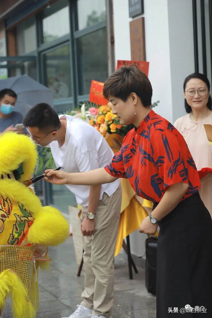 热烈祝贺｜鼎白宁波江北专营店盛大开业