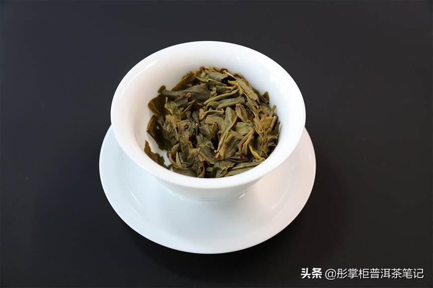 开汤品鉴手撕饼“香”：满口留香，挂得住