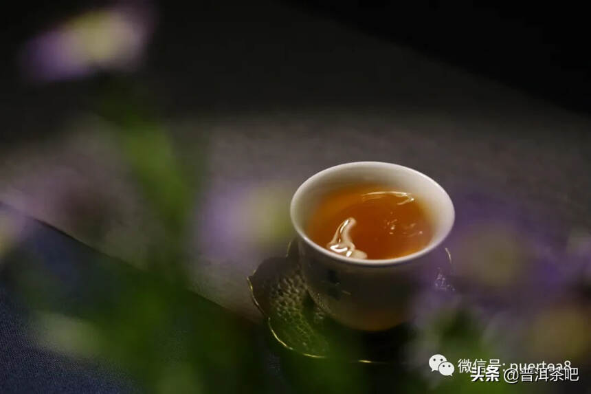 「答疑解惑」红茶的汤色越红，茶品质越好？