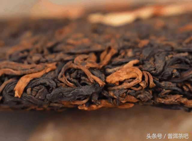 「刀哥说茶」如何用最简单的方法来判别一款品质上乘的熟茶