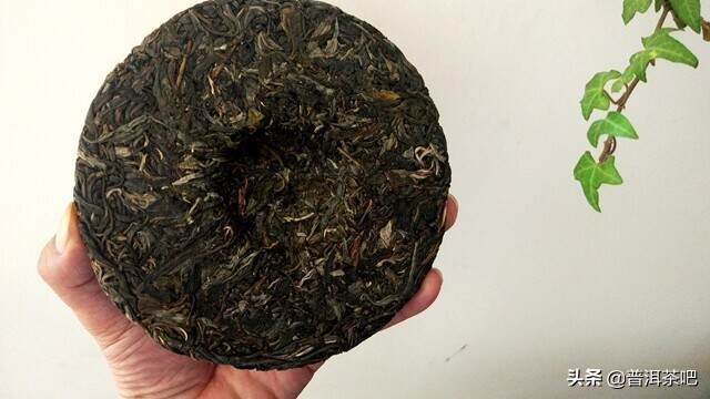 【刀哥说茶】普洱茶饼中间的那个窝和历史上的“三高”好职业