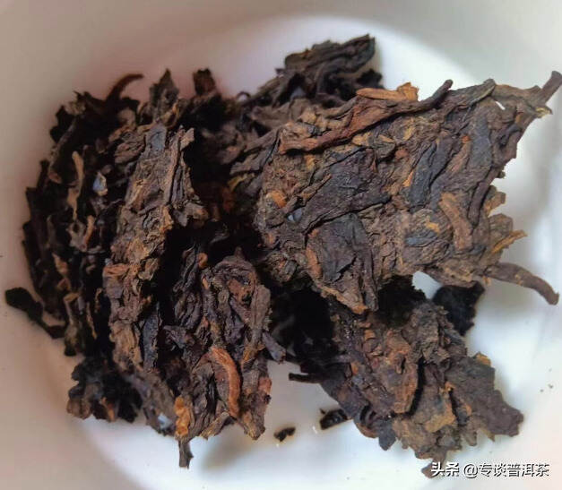 熟茶中的高配，大益生肖茶护犊情深