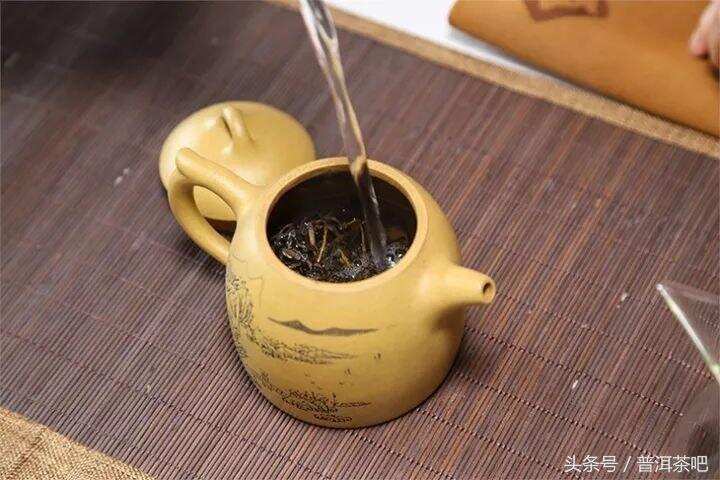 温一壶茶，品尽人间清苦味