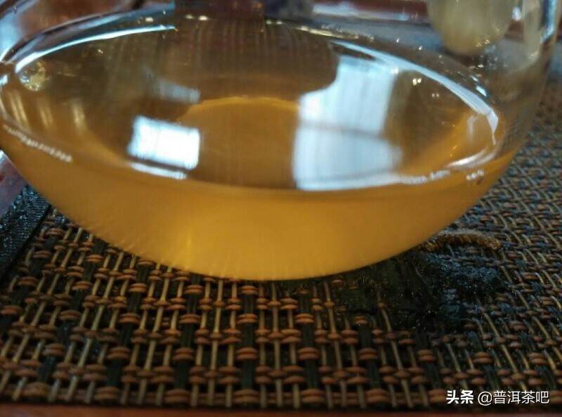 为什么滇红的冷后浑现象比普洱茶更明显？