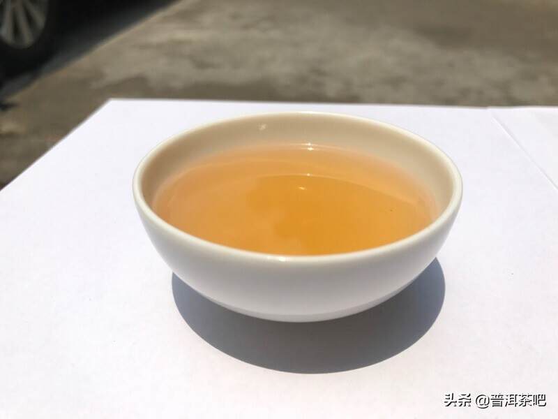 普洱茶是否越陈越香，由他们说了算