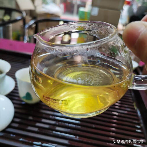 如何看待现在普洱茶造型形状的时尚化、简便化？