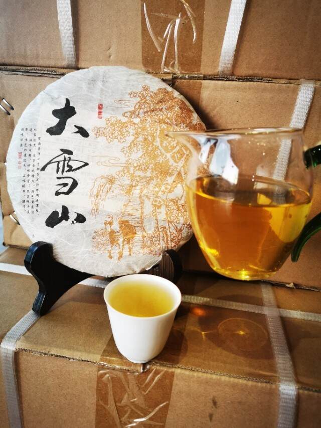 正确理解茶汤的浓淡、厚薄、饱满度。