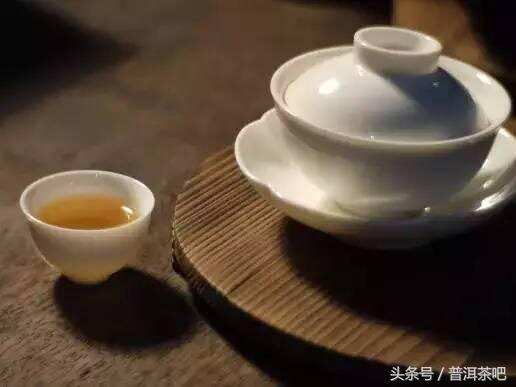 你的性格是浪漫型还是稳重型，看您喜欢喝的茶就知道