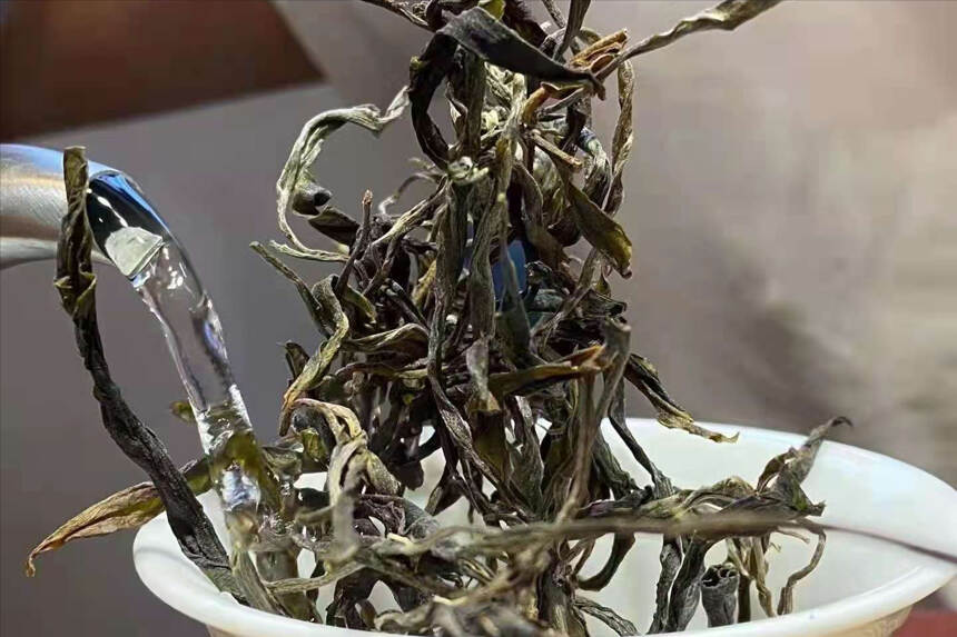 我国是茶叶种植大国，可很多人不知道怎么选茶？10年茶客深度分析