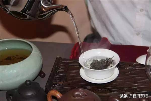 泡茶注水那么多花招，您选哪招？