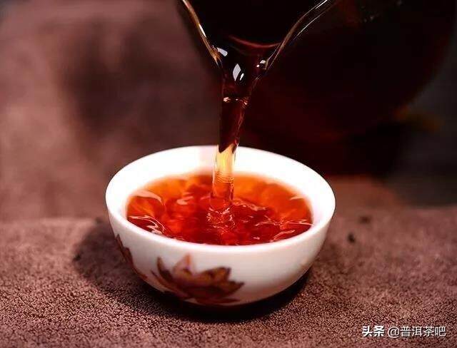 小心你存的普洱茶只是陈化，没有转化