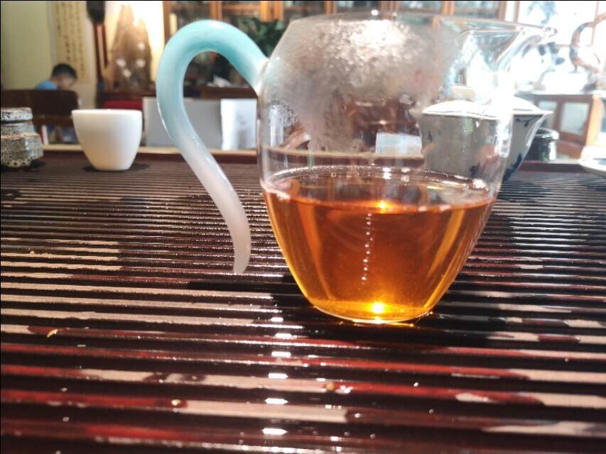 礼送有缘人，茶赠懂茶客