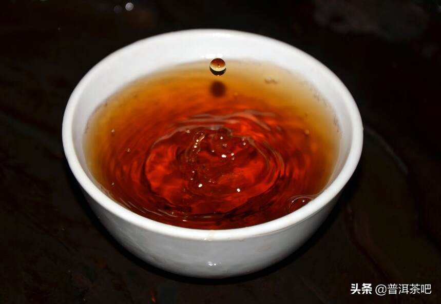 普洱生茶的价格凭什么比熟茶高？