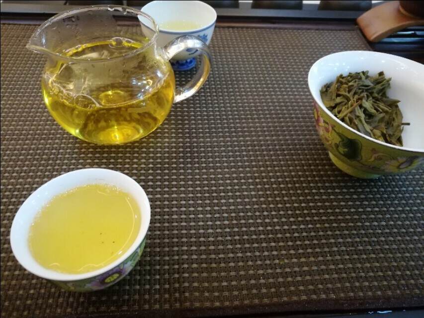 茶喝的多了，开始变得低调沉稳