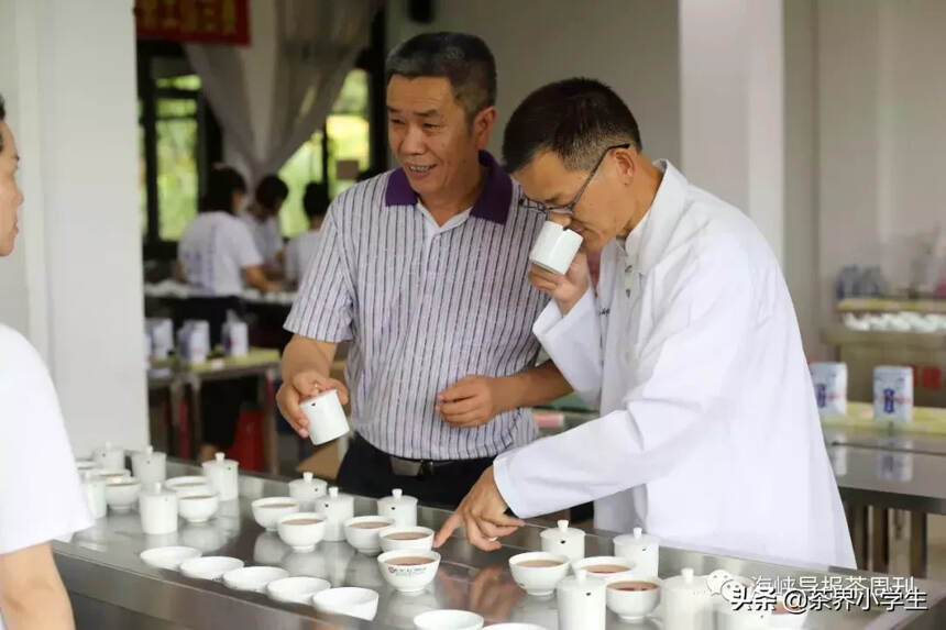 “海堤杯”第八届海峡两岸茶文化季暨春茶茶王擂台赛圆满收官