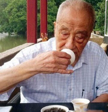 百岁茶人张天福的长寿秘诀