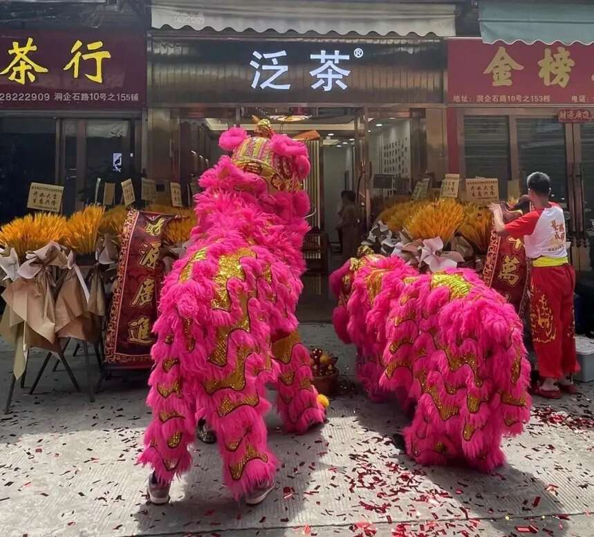 “百城千店，全国布局”