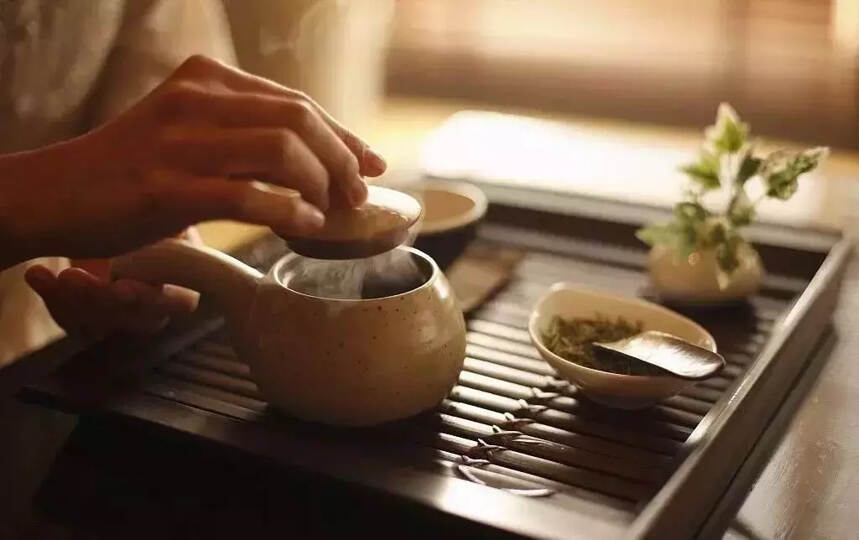 心静下来，茶里，总有滋味