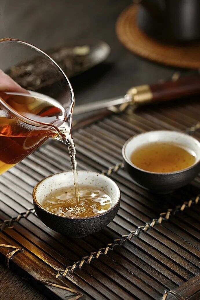 郑莲英茶文化：茶友们，你会正确投茶吗？