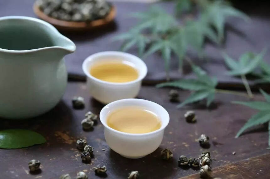 你天天喝茶，茶到底好在哪里呢？