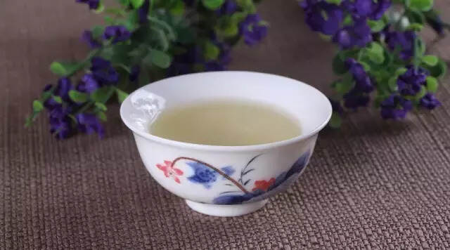 晨起不要这样喝茶，风险太大……教你早晨喝茶的正确方法