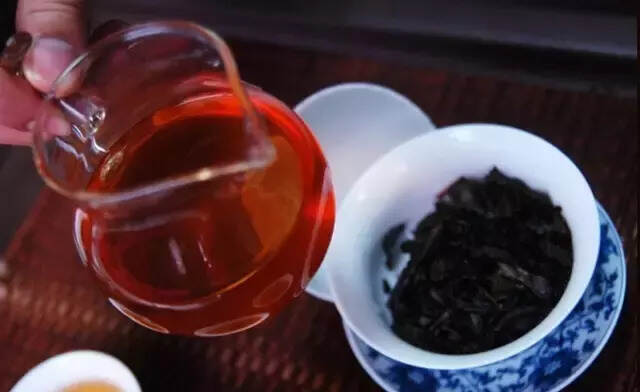 三点！说清黑茶与其它茶的不同