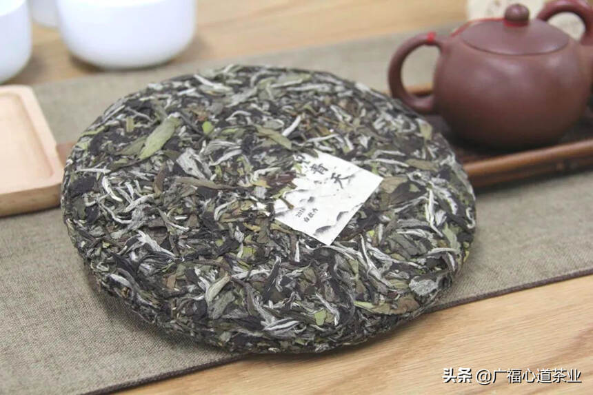 喝茶讲究“一闻二看三品”，气味不纯，品茶人竟不敢尝试？