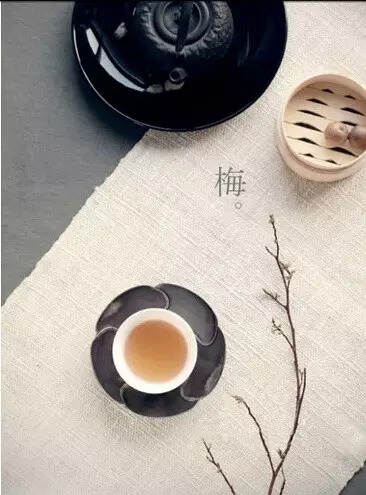 香茗一杯， 淡雅一世