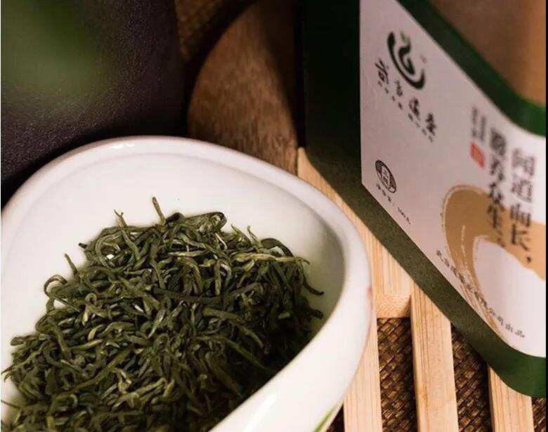 武当道茶：政府企业市场三管齐下 开全省统一打造茶品牌先河