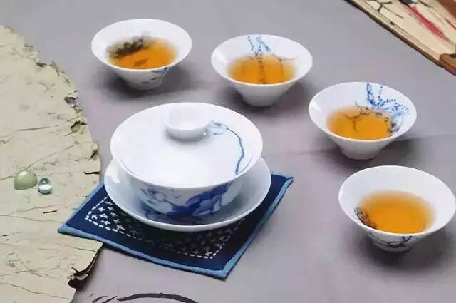 只会喝茶不会夸？这些词语帮你忙