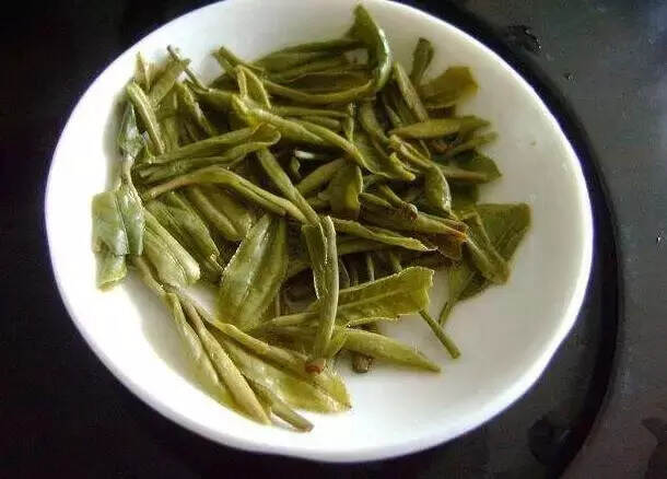 都说“夏饮绿茶”，夏天喝绿茶到底有多好？