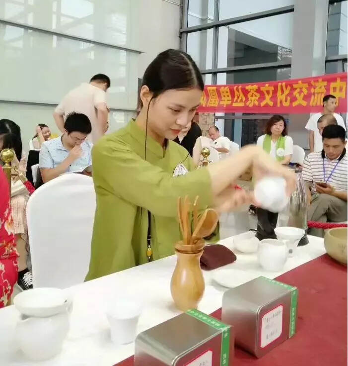 第八届国际武林斗茶大会，只有好黄茶才敢上的赛场！