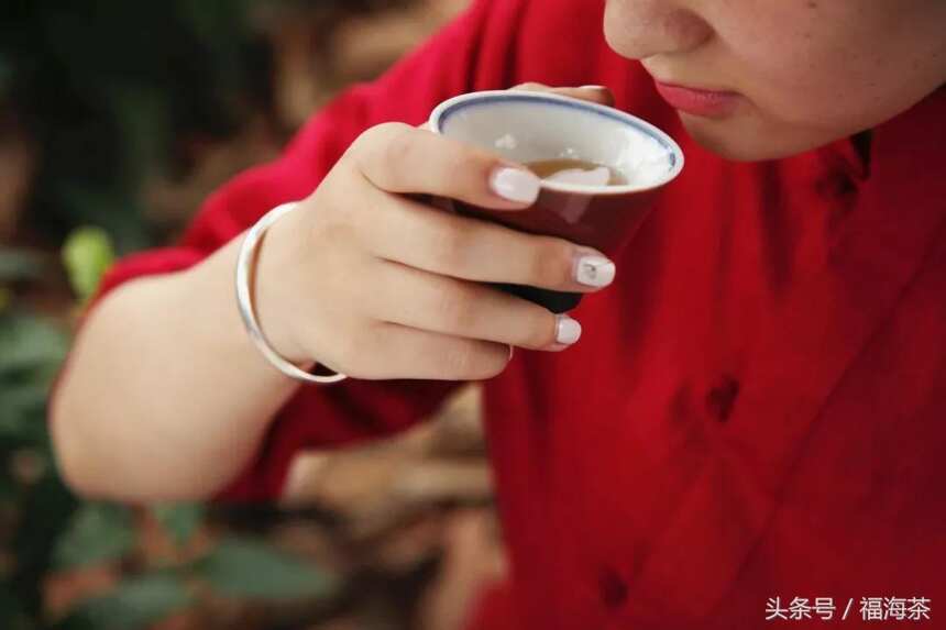 大郭说茶丨15.普洱茶的喉韵