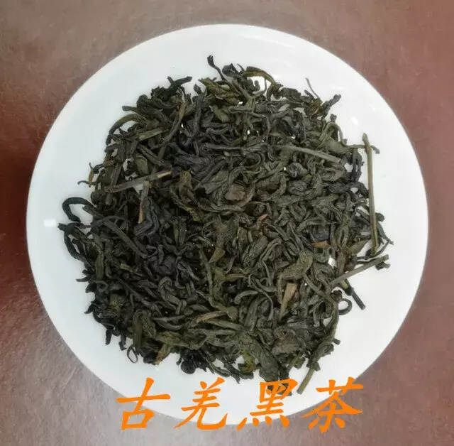 茶，一片绝美漂浮的叶子