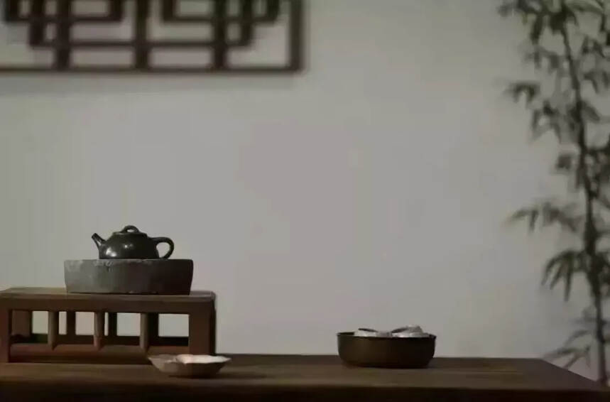 幸福就是一杯茶，平淡却舒心