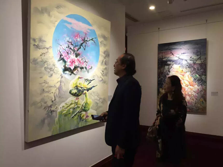 以美术反映时代变迁 “天府百年美术文献展”亮相大观美术馆