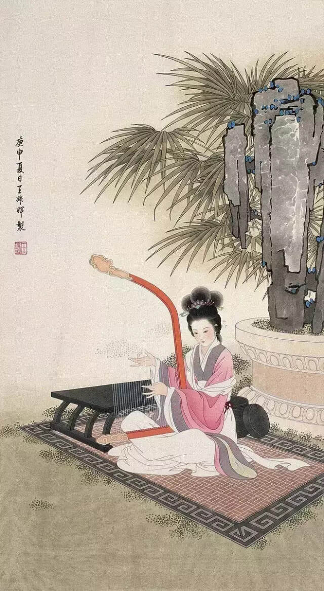 迷恋红茶的，都会觉得红茶像女人